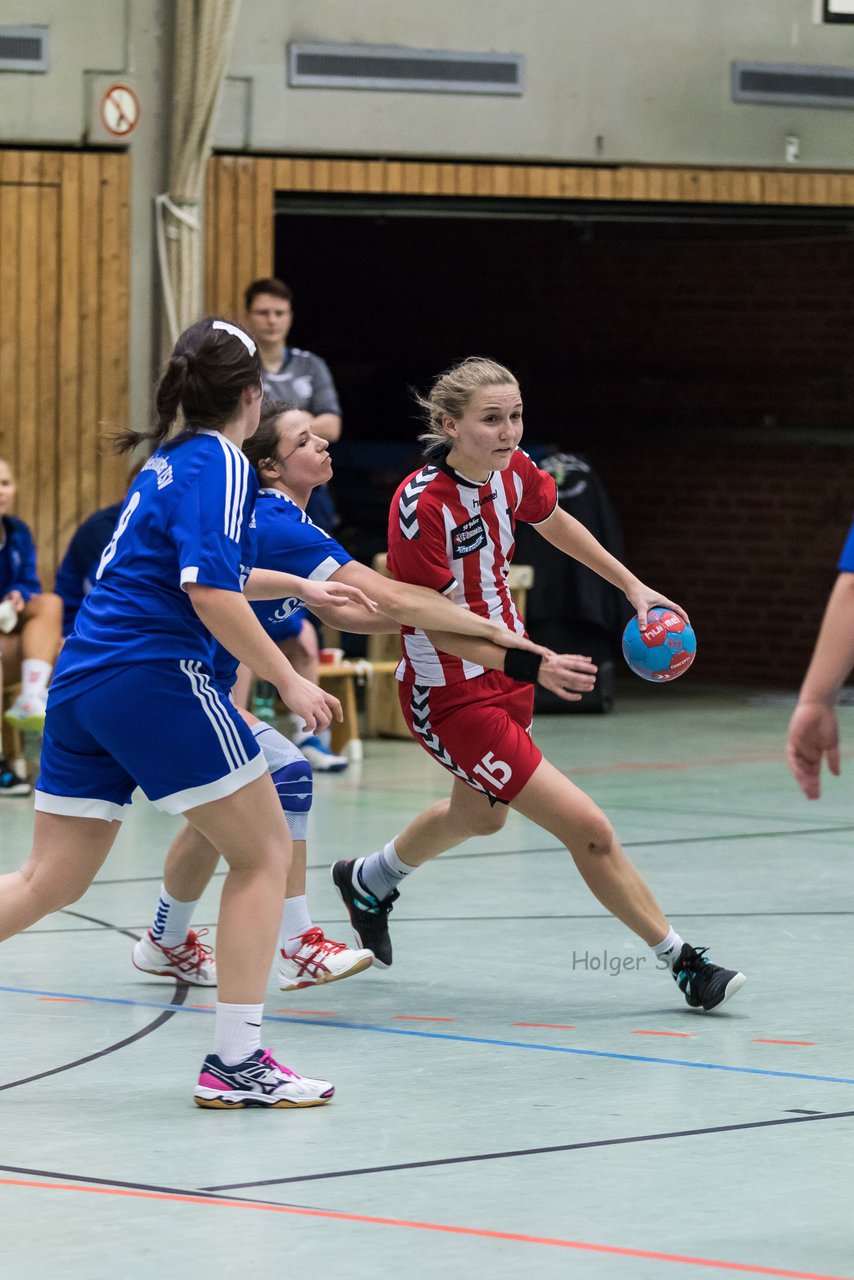 Bild 104 - Frauen Barmstedter TS - Buedelsdorfer TSV : Ergebnis: 26:12